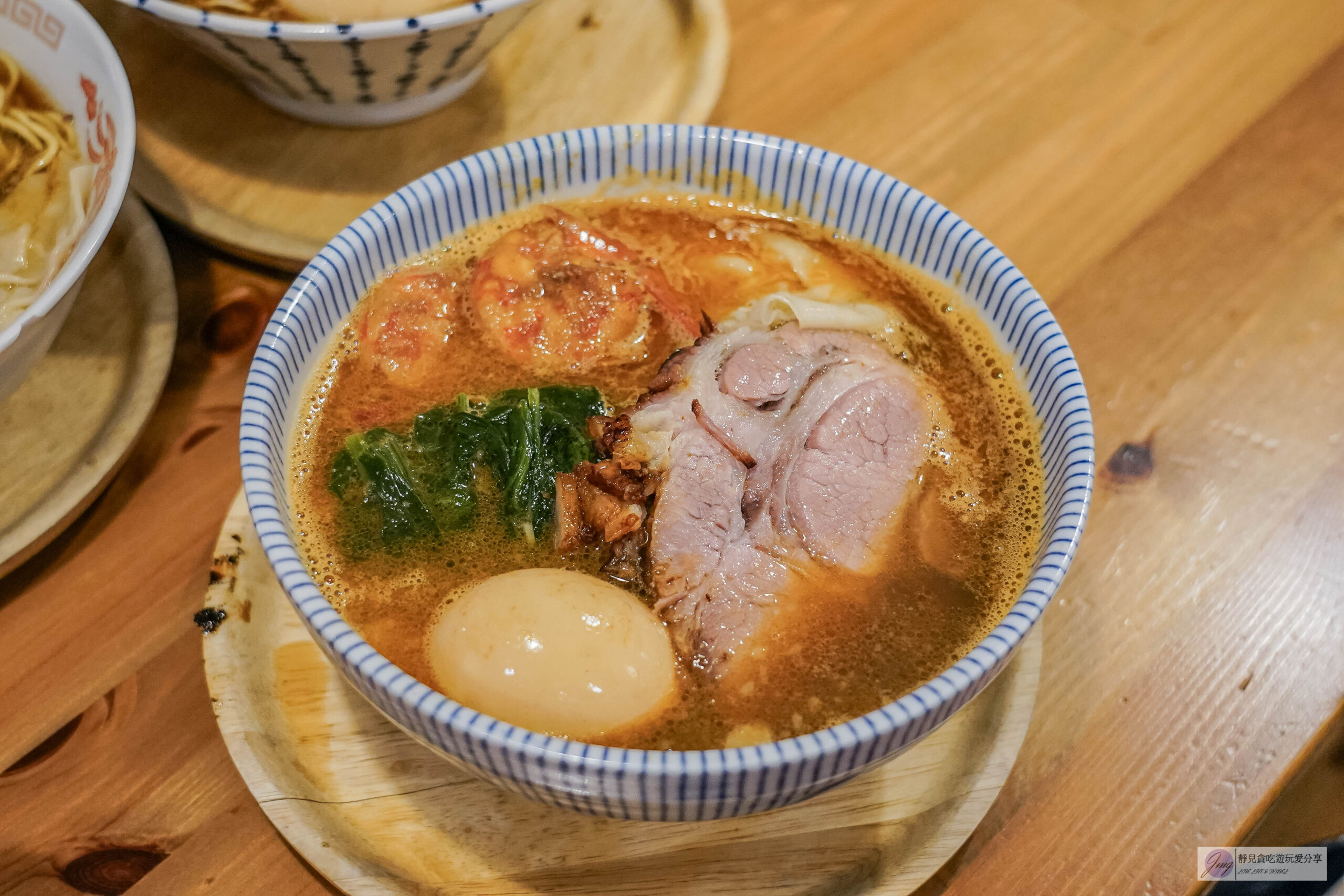 あお．実家和食処-一週只賣4天！早起才吃得到，不到2小時就完售，超濃郁的烤蝦頭濃海老拉麵，在地人氣拉麵推薦/鄰近大檜溪公園 @靜兒貪吃遊玩愛分享