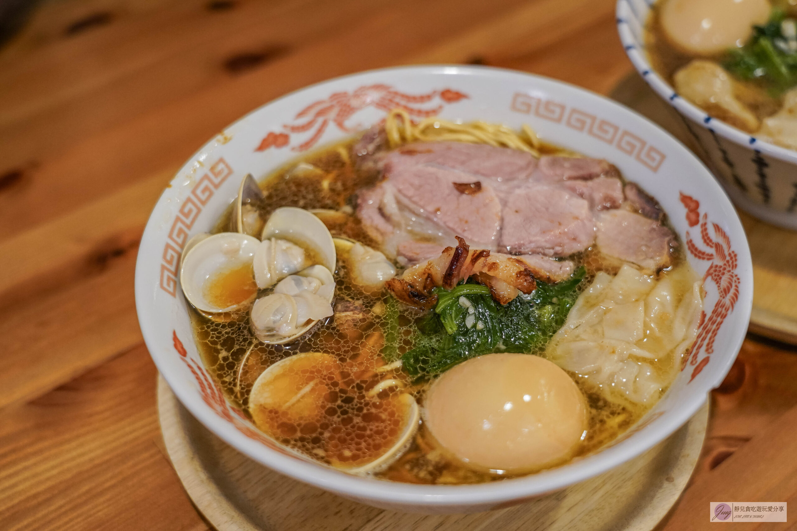 あお．実家和食処-一週只賣4天！早起才吃得到，不到2小時就完售，超濃郁的烤蝦頭濃海老拉麵，在地人氣拉麵推薦/鄰近大檜溪公園 @靜兒貪吃遊玩愛分享