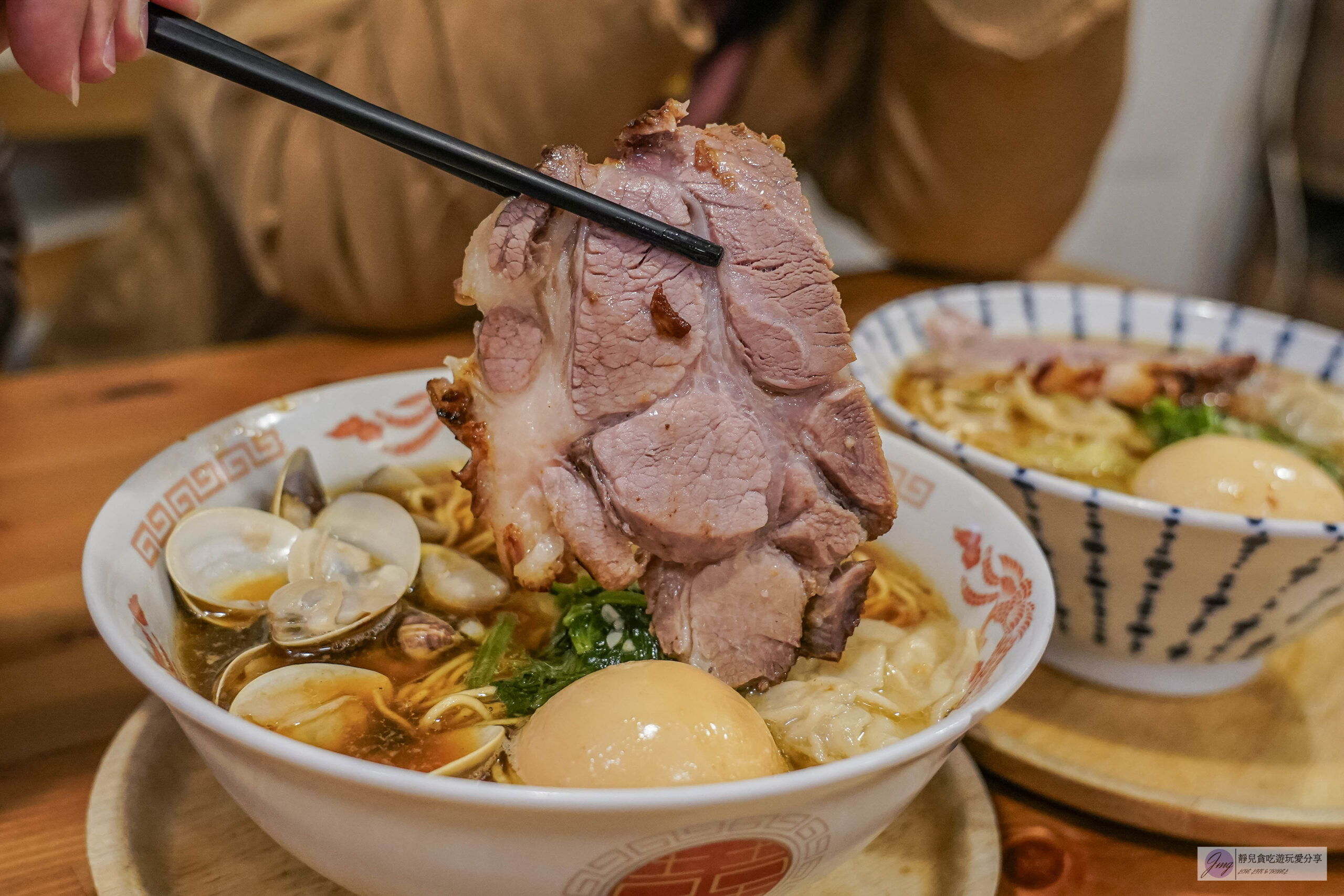 あお．実家和食処-一週只賣4天！早起才吃得到，不到2小時就完售，超濃郁的烤蝦頭濃海老拉麵，在地人氣拉麵推薦/鄰近大檜溪公園 @靜兒貪吃遊玩愛分享