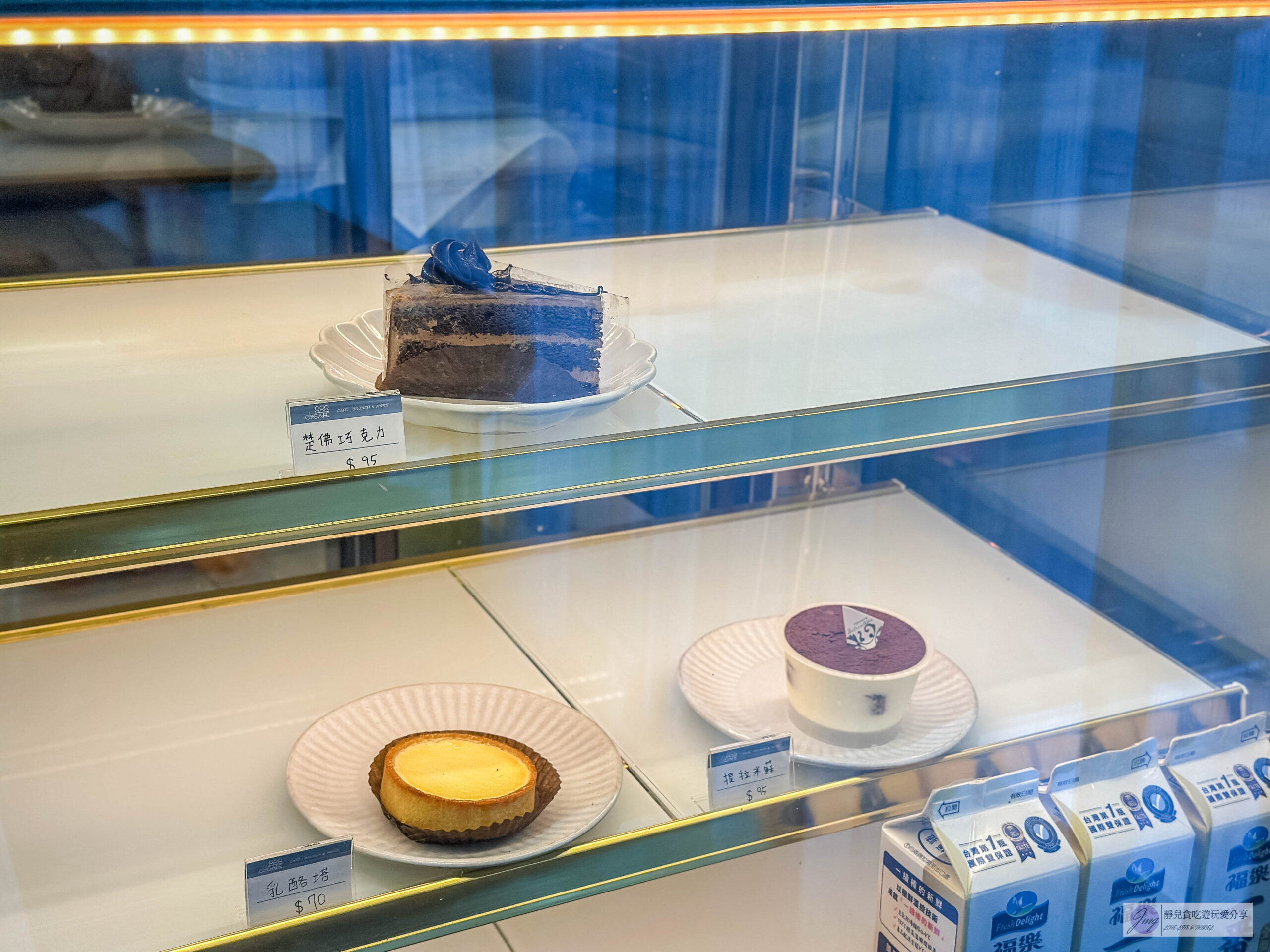 888 Cafe’-隱藏在辦公大樓下！清新鄉村文青風格咖啡廳，200元樂活輕食早午餐/鄰近桃園交流道 @靜兒貪吃遊玩愛分享