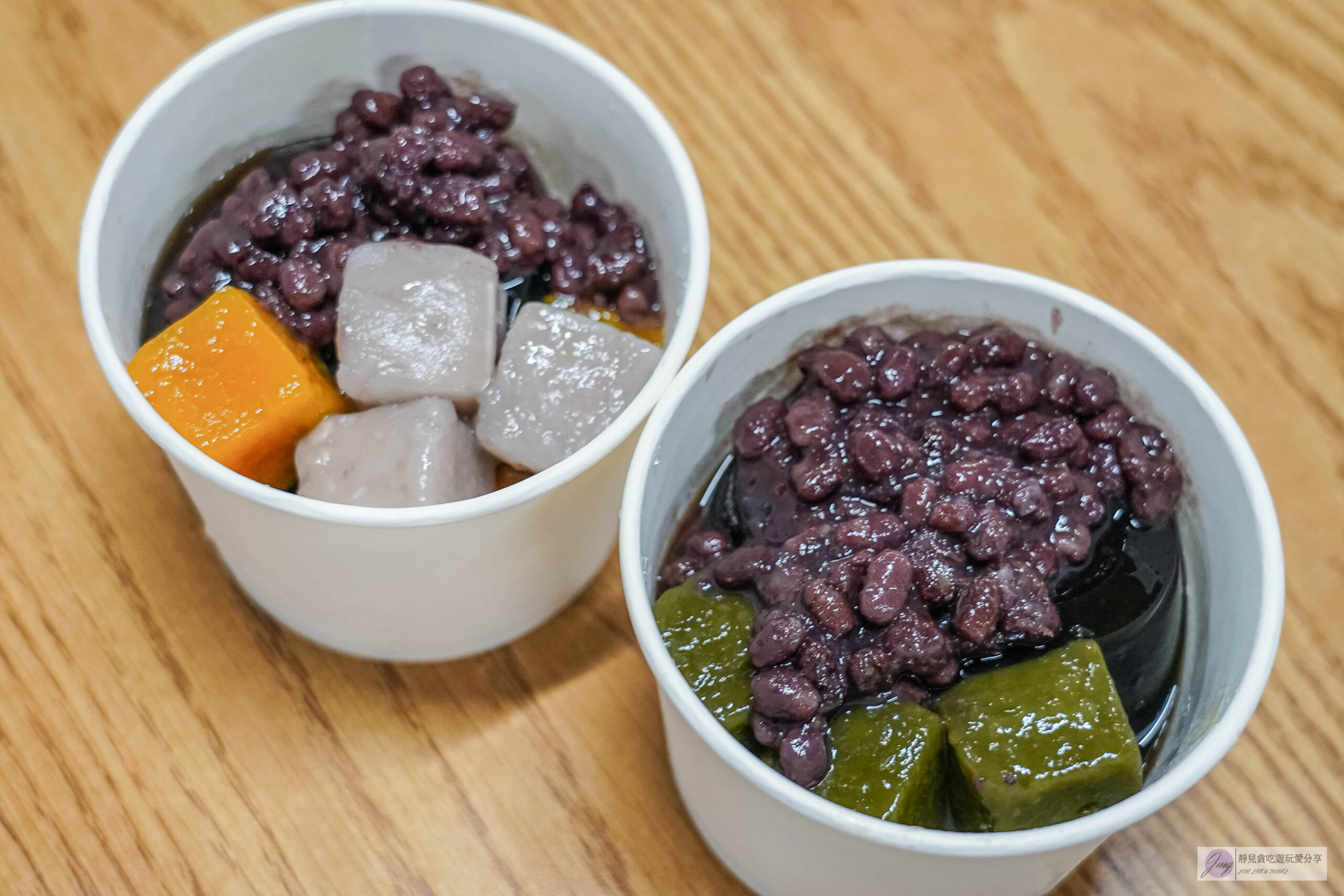 仙草丘-手作濃郁仙草凍，茶圓芋圓比50元硬幣還大顆，口感扎實Q彈/新永和市場內 @靜兒貪吃遊玩愛分享