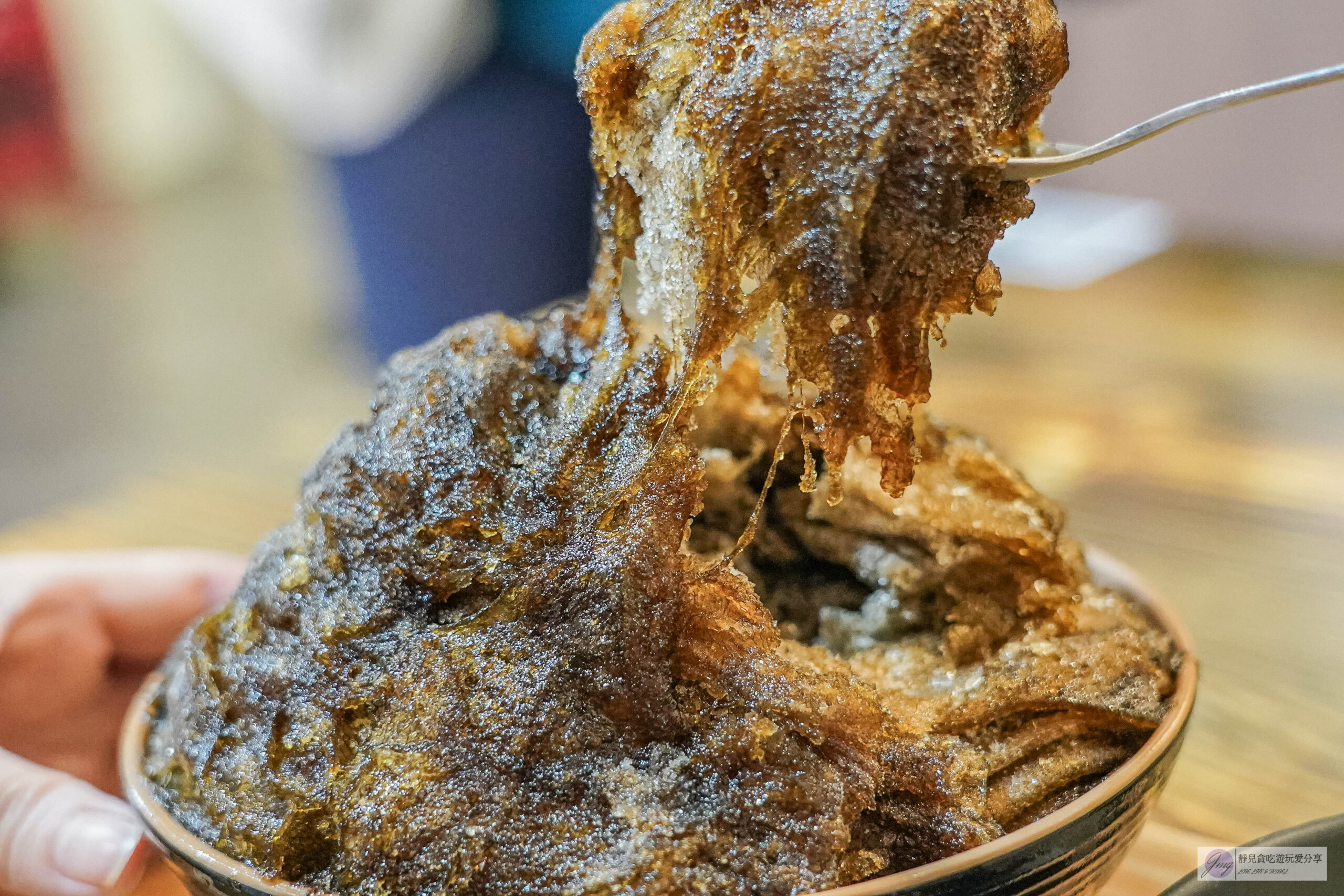 柒美堂仙草纏綿冰-會牽絲的冰你吃過嗎？不用飛澎湖也吃得到仙草冰，真材實料清涼又消暑/鄰近大溪老街 @靜兒貪吃遊玩愛分享