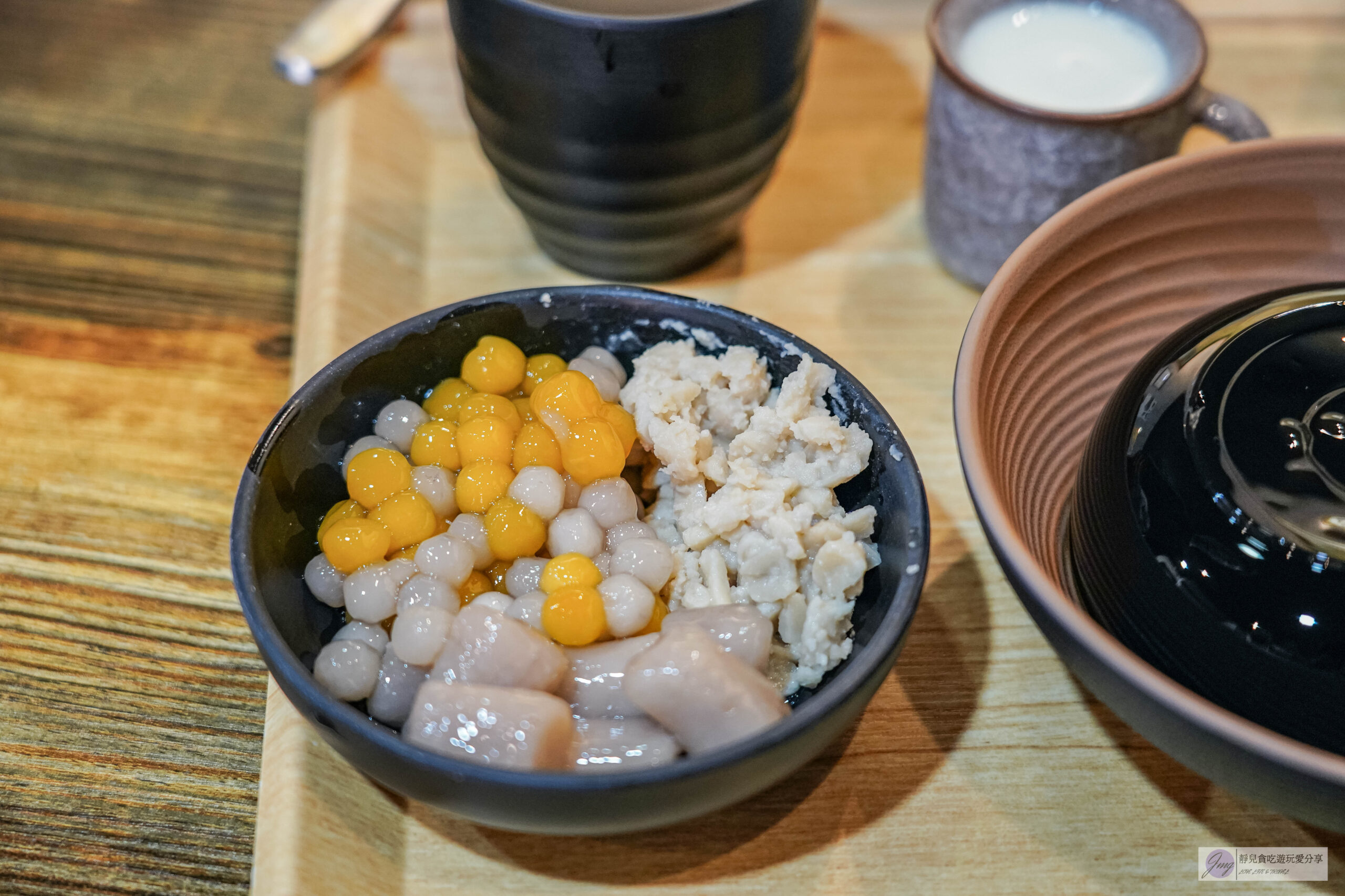 柒美堂仙草纏綿冰-會牽絲的冰你吃過嗎？不用飛澎湖也吃得到仙草冰，真材實料清涼又消暑/鄰近大溪老街 @靜兒貪吃遊玩愛分享