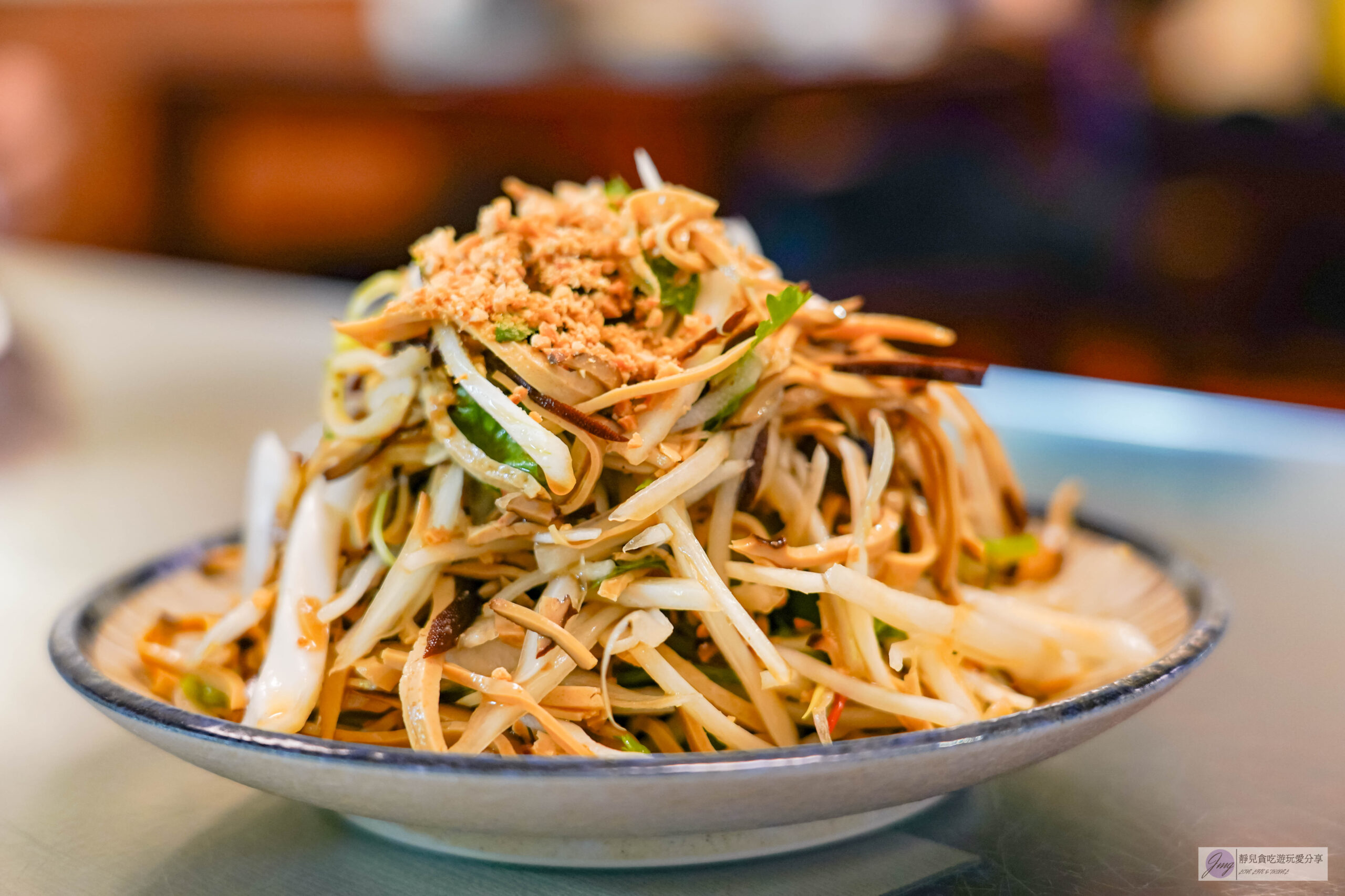 溪友緣風味料理餐廳-隱藏老街巷弄內!每日限量10份預約才吃得到的包二奶,梅干扣肉刀工超強,有創意的客家特色菜/鄰近大溪老街 @靜兒貪吃遊玩愛分享 溪友緣風味料理餐廳-隱藏老街巷弄內!每日限量10份預約才吃得到的包二奶,梅干扣肉刀工超強,有創意的客家特色菜/鄰近大溪老街 @靜兒貪吃遊玩愛分享