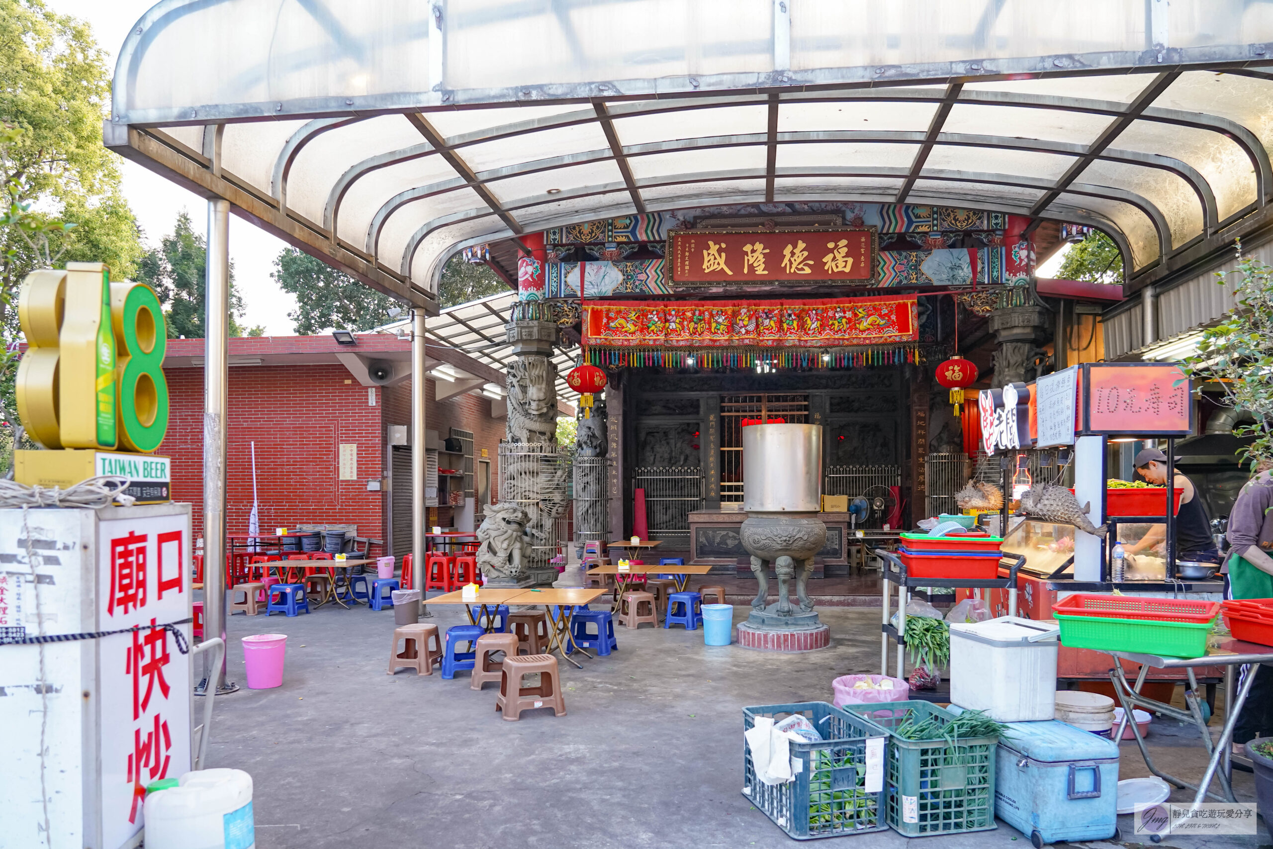 福龍宮廟口快炒-越晚越熱鬧的土地公廟！在地人才知道的隱藏版熱炒，有神明加持的露天快炒/鄰近馬祖新村 @靜兒貪吃遊玩愛分享