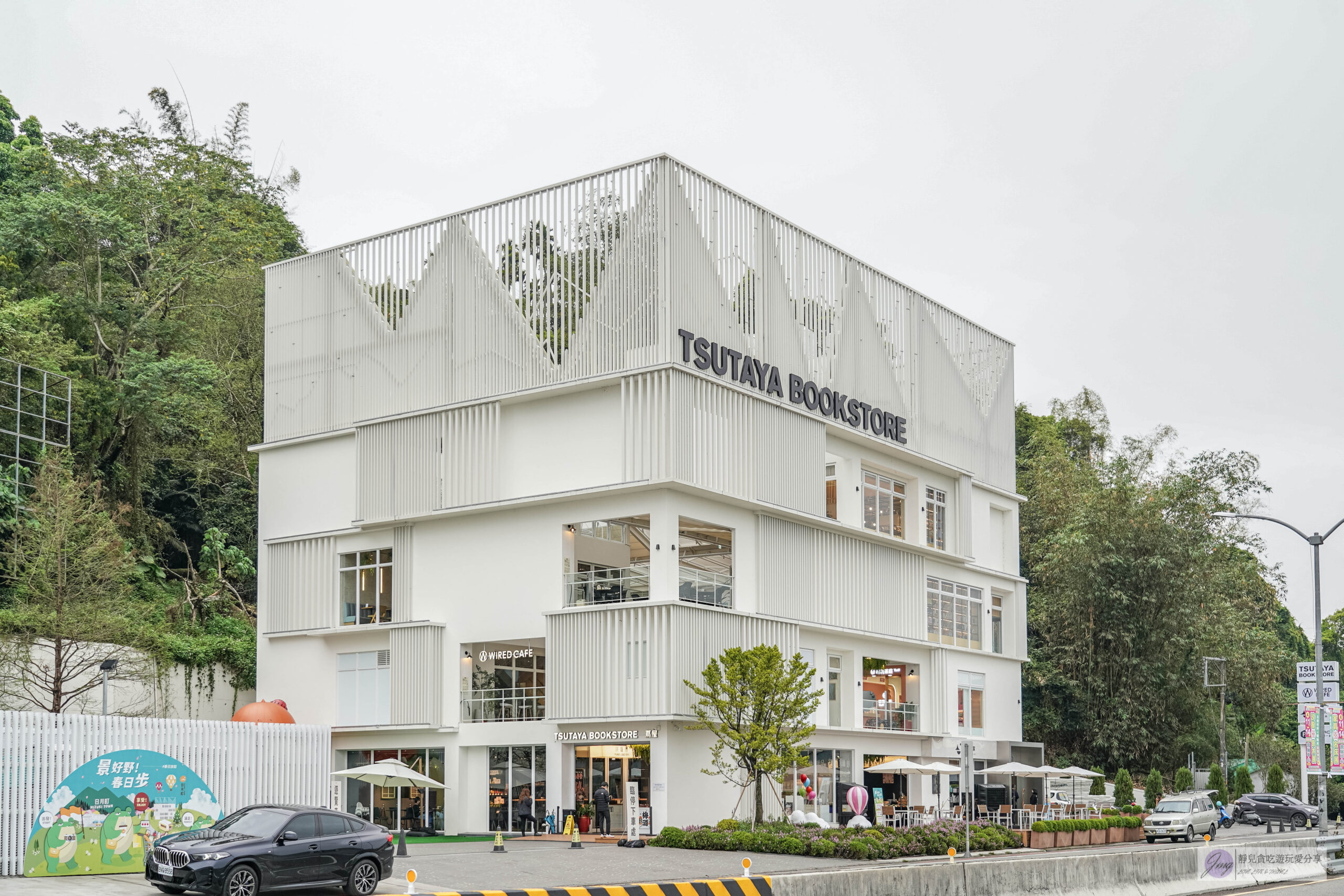 日月町複合式商場-國道六號最美休息驛站!結合市集、文創、美食、伴手禮的複合式商場/鄰近愛蘭交流道 @靜兒貪吃遊玩愛分享 日月町複合式商場-國道六號最美休息驛站!結合市集、文創、美食、伴手禮的複合式商場/鄰近愛蘭交流道 @靜兒貪吃遊玩愛分享