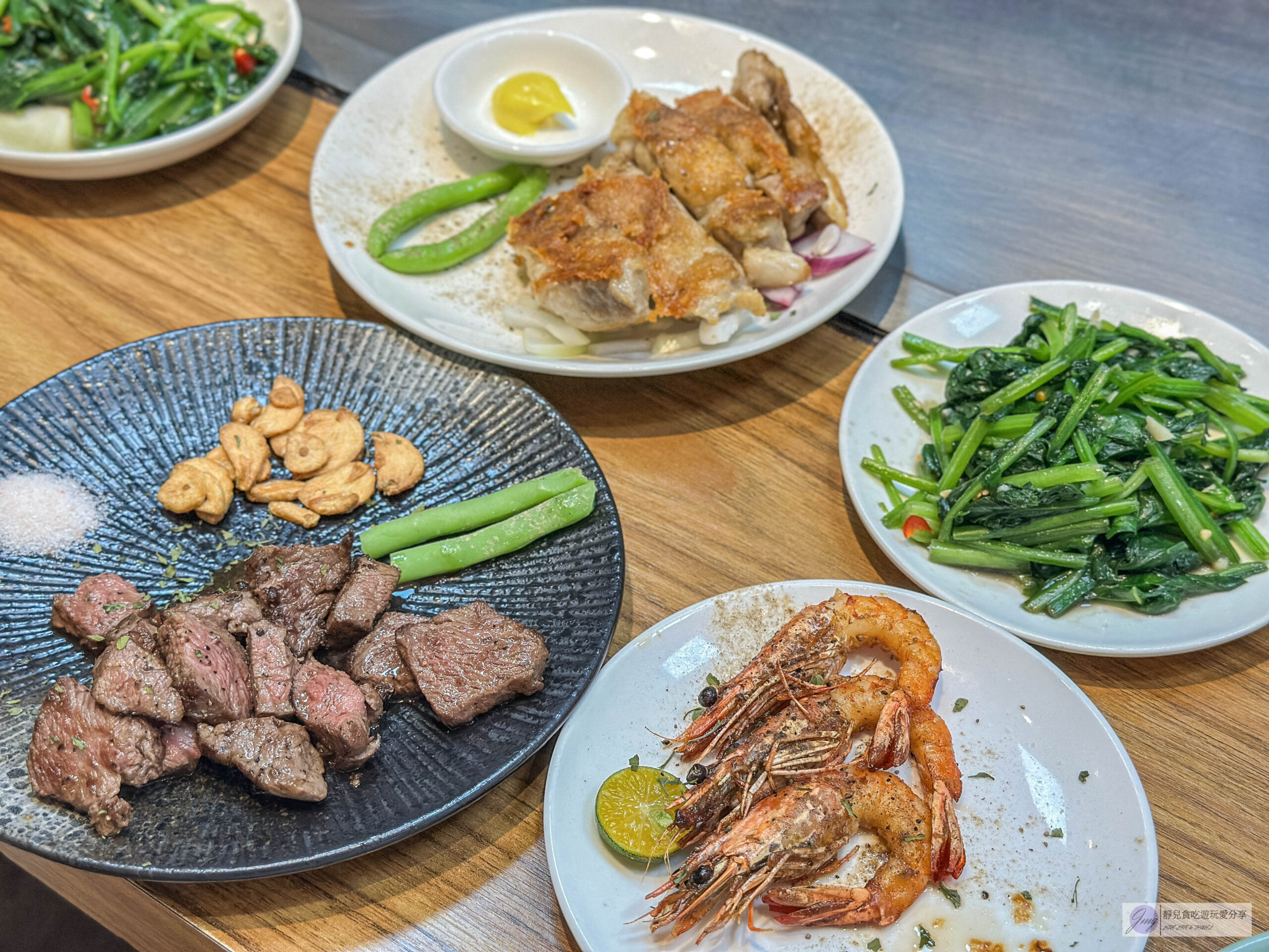 美花鐵板燒-人氣文青鐵板燒，香煎鯖魚只要240元，脆皮香煎雞腿排超推/藝文特區美食 @靜兒貪吃遊玩愛分享