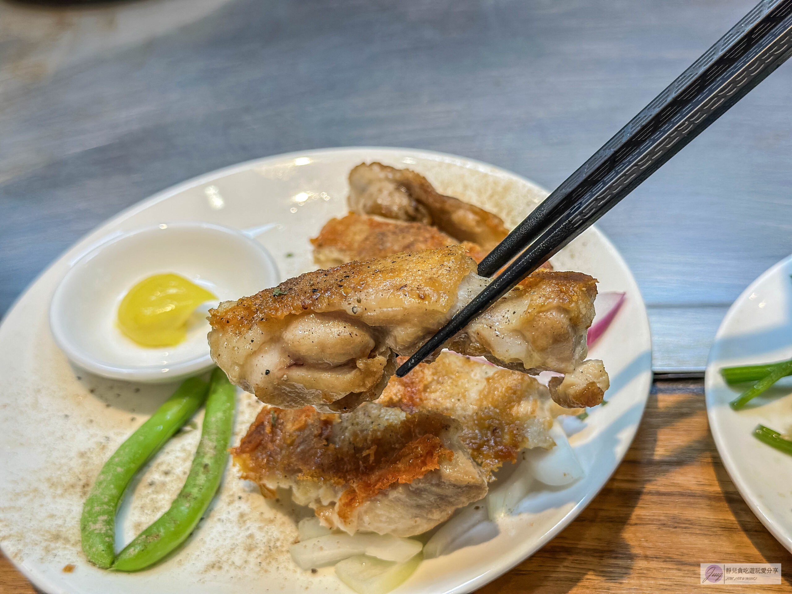 美花鐵板燒-人氣文青鐵板燒，香煎鯖魚只要240元，脆皮香煎雞腿排超推/藝文特區美食 @靜兒貪吃遊玩愛分享