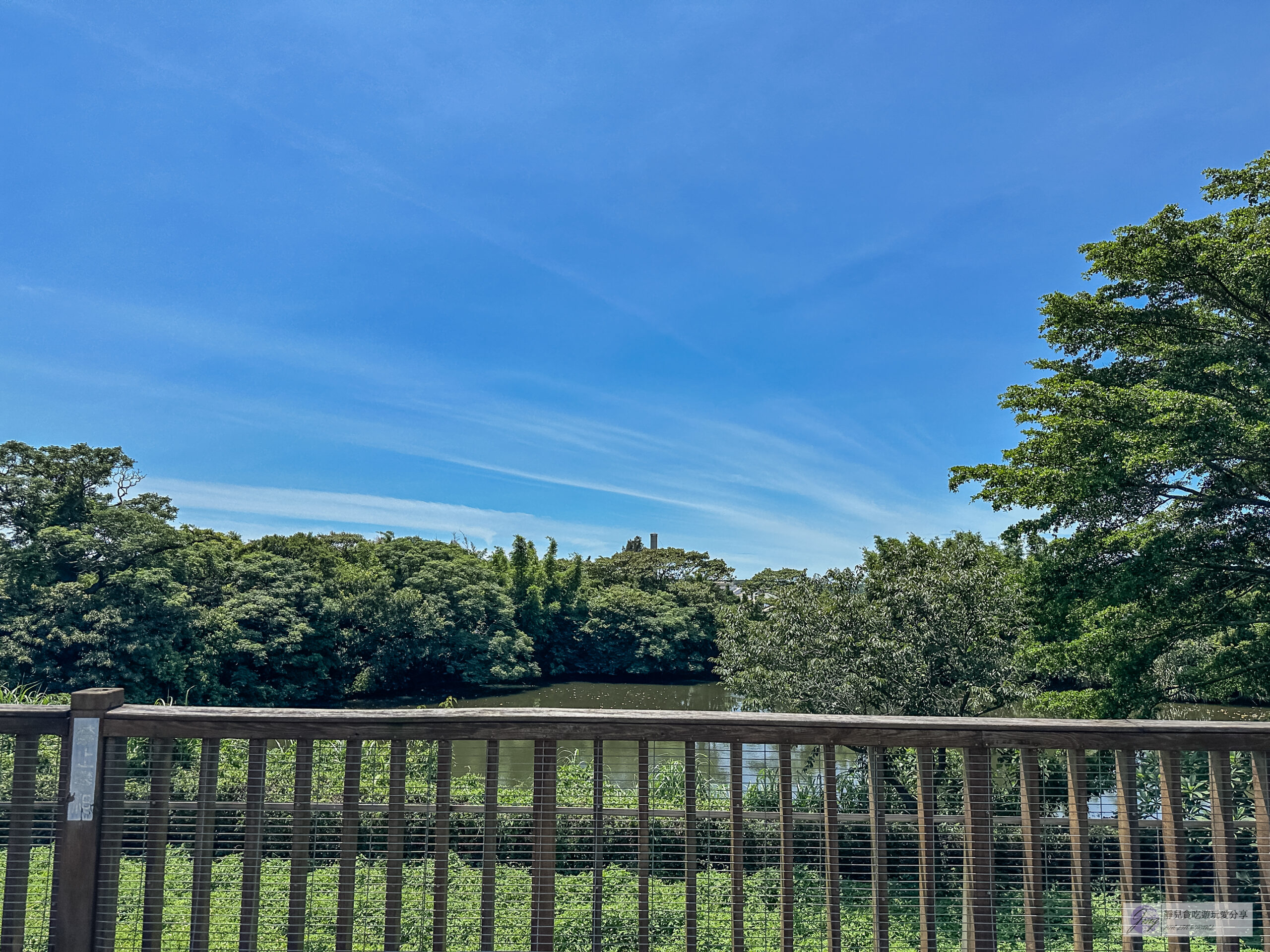 八方園-隱身交流道周邊！百年三合院紅磚古厝，連彭于晏、政商名流也到訪，祖傳40年黑金老菜甫雞必點，總裁宴客套餐推薦/鄰近楊梅交流道 @靜兒貪吃遊玩愛分享