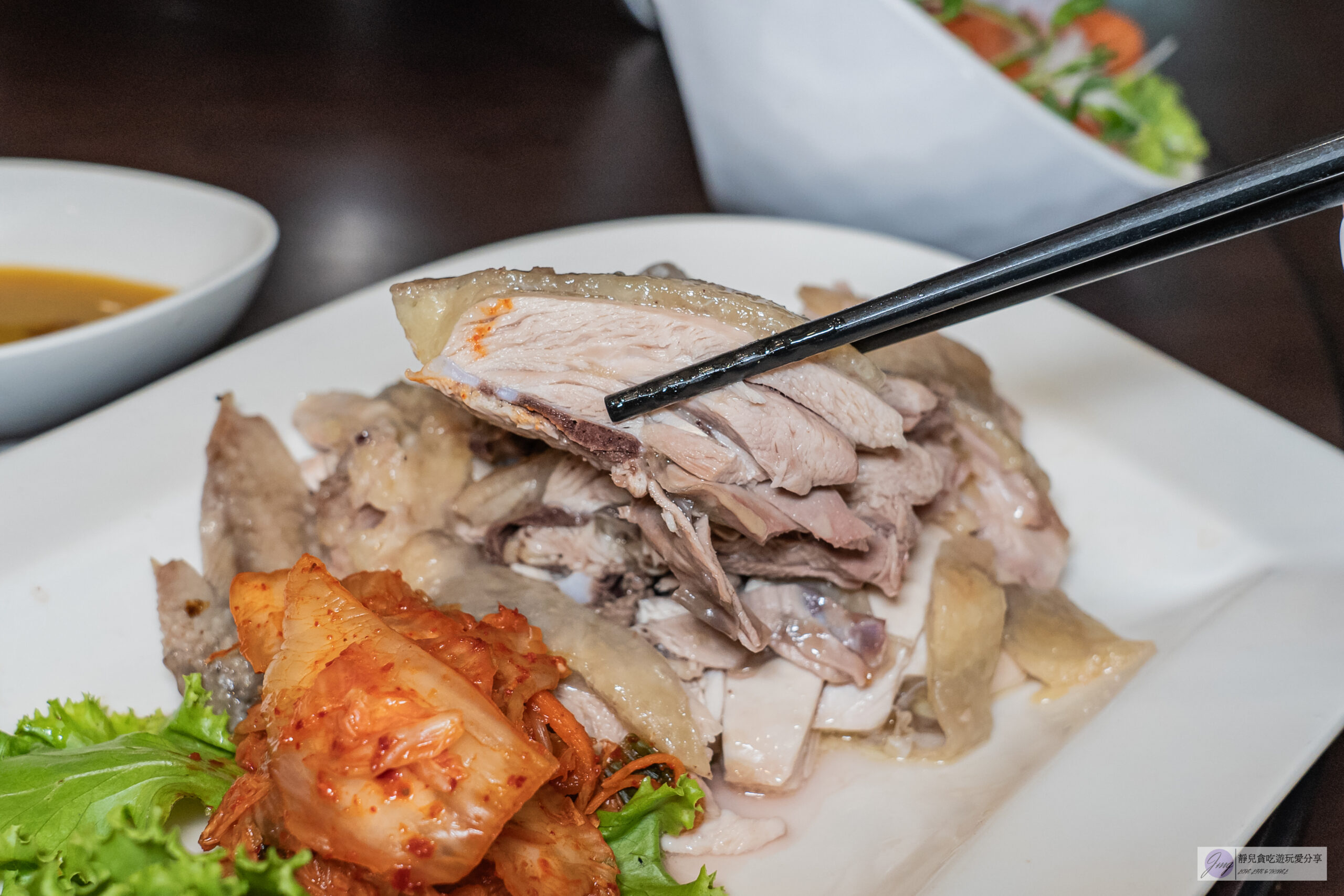 海水屋 寶山雙豐店-免費豬油拌飯吃到飽！外酥內嫩的脆皮豬腳、香酥鹹香咖哩軟殼蟹，消暑冰淇淋無限吃，海鮮平價熱炒合菜聚餐新選擇 @靜兒貪吃遊玩愛分享