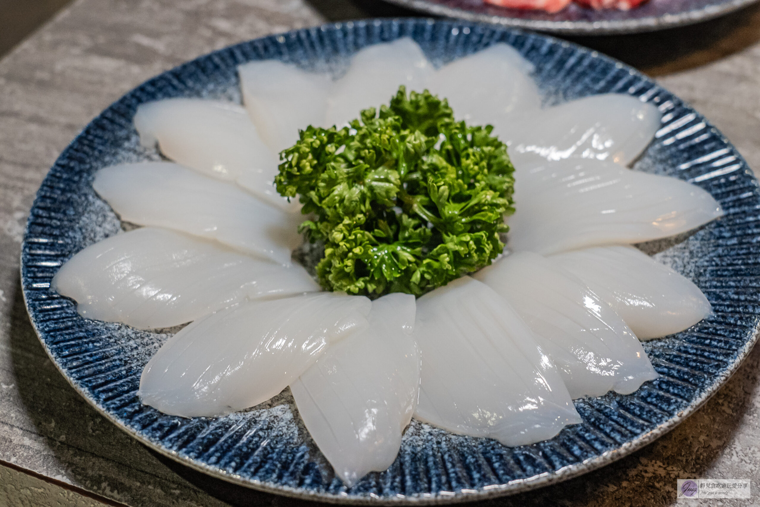 大漠紅頂級燒肉-頂級燒肉899元起推薦！稀有厚切牛舌、松葉蟹干貝、牛小排、現撈泰國蝦吃到飽/鄰近南崁五福夜市 @靜兒貪吃遊玩愛分享