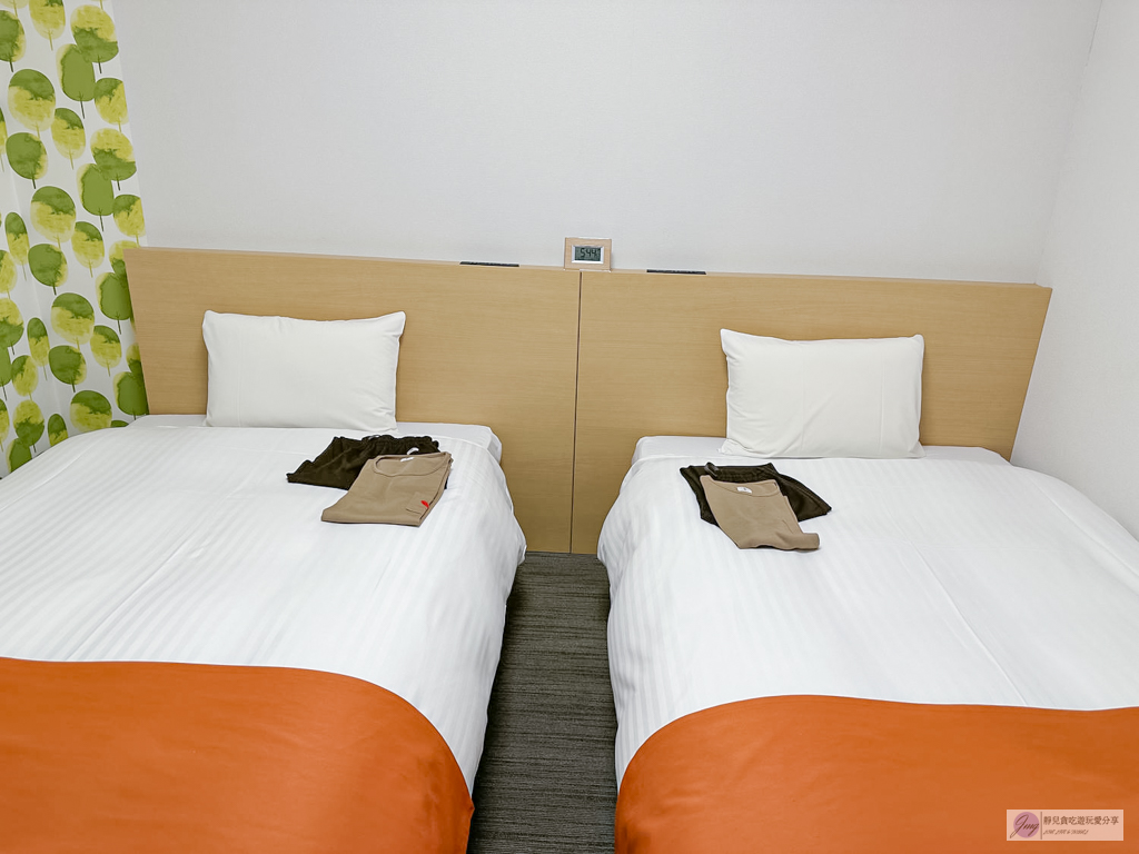 HOTEL SOBIAL 大国町-雙人房一晚兩千有找,空間寬敞舒適,樓下就有LAWSON,大國町站地鐵出口旁 @靜兒貪吃遊玩愛分享 HOTEL SOBIAL 大国町-雙人房一晚兩千有找,空間寬敞舒適,樓下就有LAWSON,大國町站地鐵出口旁 @靜兒貪吃遊玩愛分享