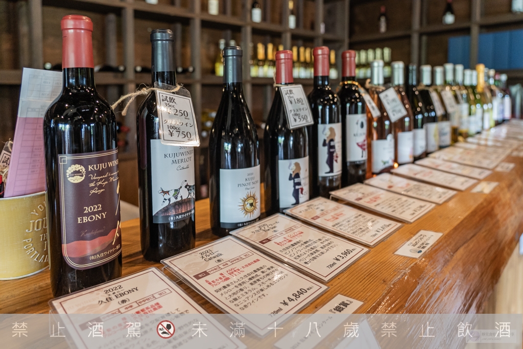 久住酒莊石窯工坊-隱藏在葡萄酒莊！在地人氣窯烤Pizza店，品嚐自家釀製的紅白葡萄酒 @靜兒貪吃遊玩愛分享