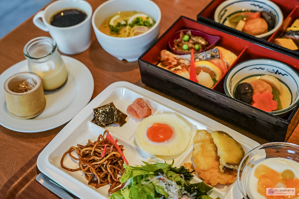 大分JR九州Blossom飯店-絕美無邊際溫泉飯店！七星列車水戸岡大師設計低調奢華，出車站就到，百貨商圈超便利/鄰近大分駅 @靜兒貪吃遊玩愛分享