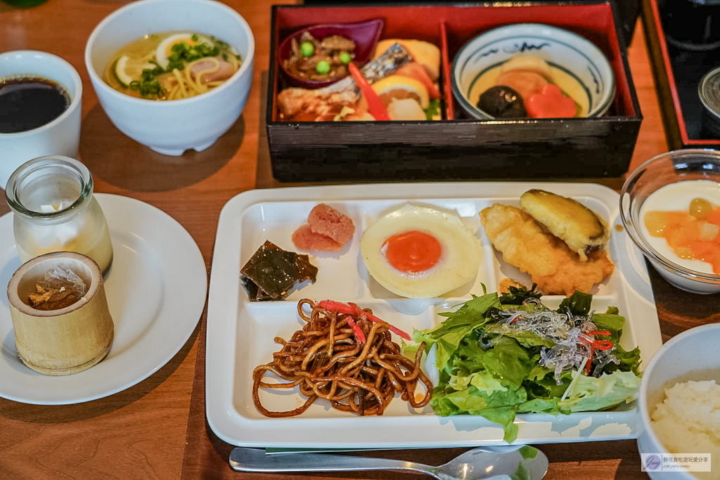 大分JR九州Blossom飯店-絕美無邊際溫泉飯店！七星列車水戸岡大師設計低調奢華，出車站就到，百貨商圈超便利/鄰近大分駅 @靜兒貪吃遊玩愛分享