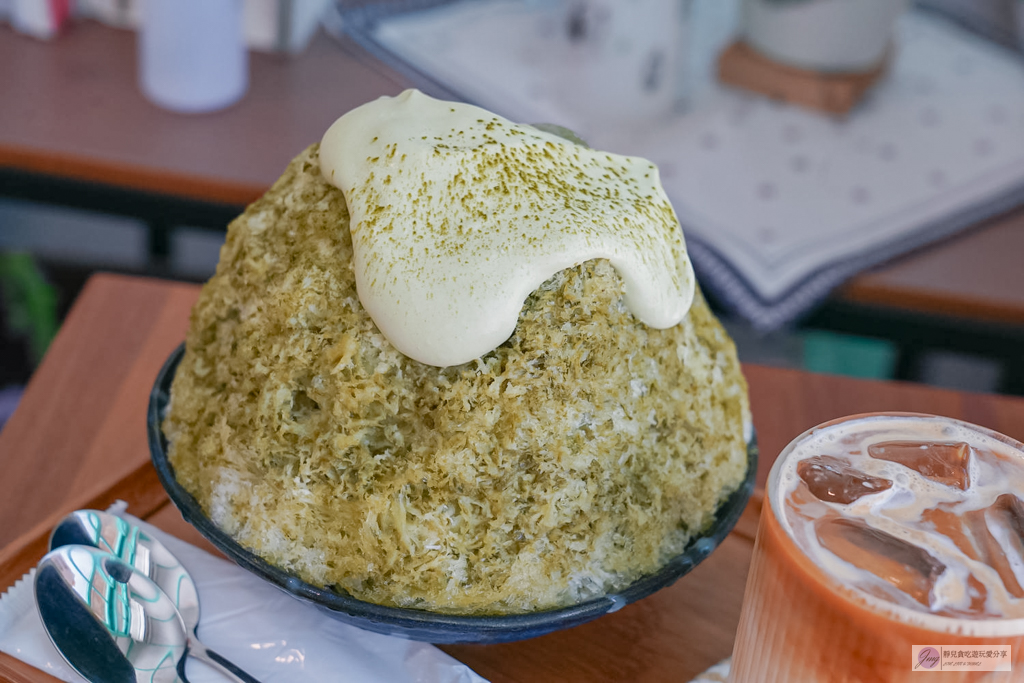 泊堂-隱藏在57年代眷村裡!抹茶海鹽奶蓋剉冰鹹甜清爽又消暑,老宅復古文青風格冰店/憲光二村眷村文化園區 @靜兒貪吃遊玩愛分享 泊堂-隱藏在57年代眷村裡!抹茶海鹽奶蓋剉冰鹹甜清爽又消暑,老宅復古文青風格冰店/憲光二村眷村文化園區 @靜兒貪吃遊玩愛分享