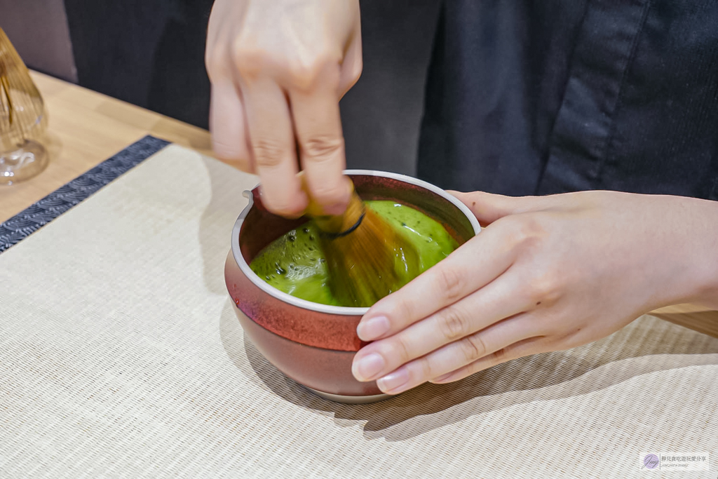 OBRA-隱藏飯店內!抹茶控必收,三種濃度的手沖抹茶專門店/位在APA HOTEL難波駅前 @靜兒貪吃遊玩愛分享 OBRA-隱藏飯店內!抹茶控必收,三種濃度的手沖抹茶專門店/位在APA HOTEL難波駅前 @靜兒貪吃遊玩愛分享