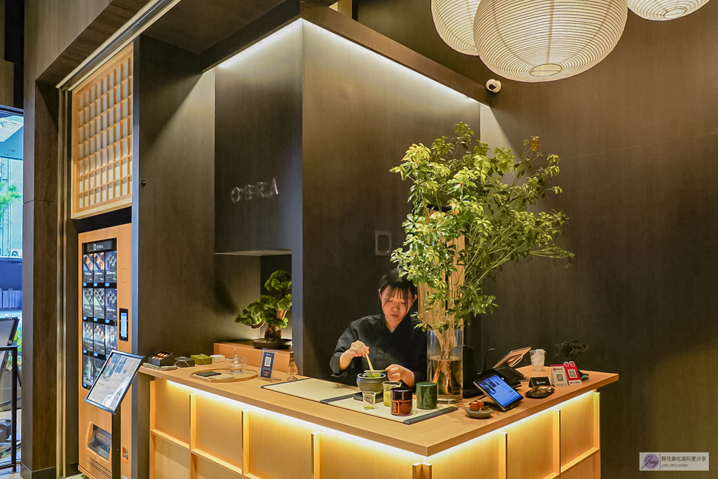 OBRA-隱藏飯店內!抹茶控必收,三種濃度的手沖抹茶專門店/位在APA HOTEL難波駅前 @靜兒貪吃遊玩愛分享 OBRA-隱藏飯店內!抹茶控必收,三種濃度的手沖抹茶專門店/位在APA HOTEL難波駅前 @靜兒貪吃遊玩愛分享