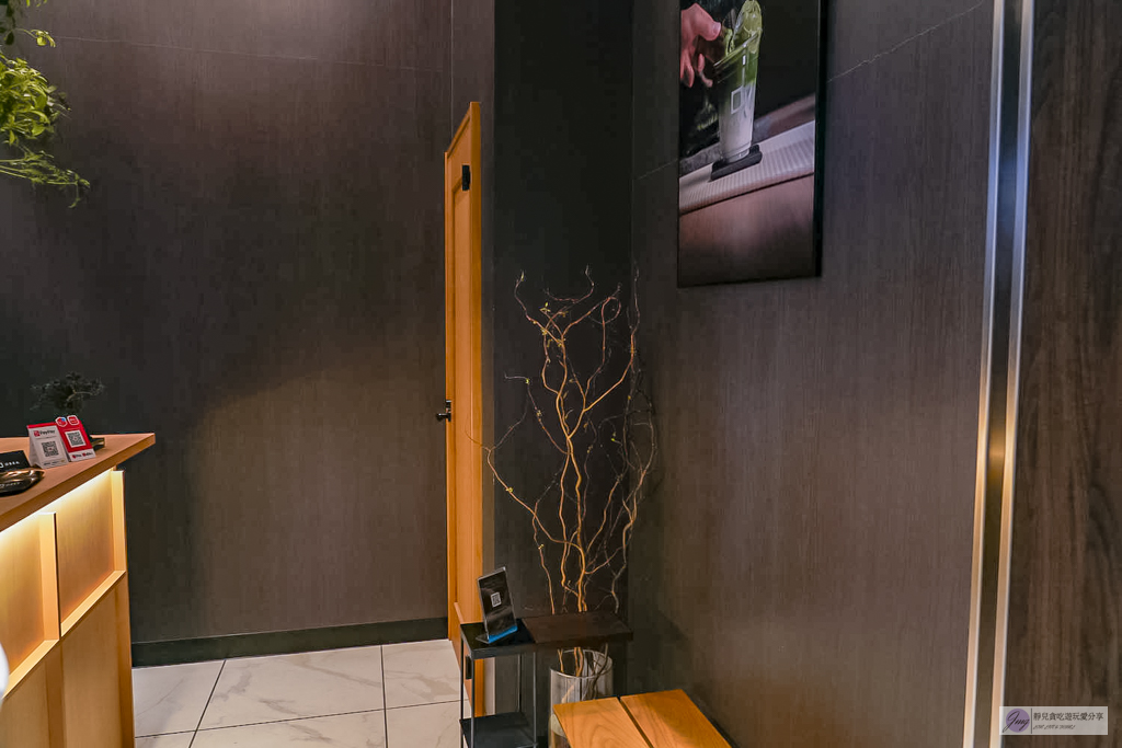 OBRA-隱藏飯店內!抹茶控必收,三種濃度的手沖抹茶專門店/位在APA HOTEL難波駅前 @靜兒貪吃遊玩愛分享 OBRA-隱藏飯店內!抹茶控必收,三種濃度的手沖抹茶專門店/位在APA HOTEL難波駅前 @靜兒貪吃遊玩愛分享
