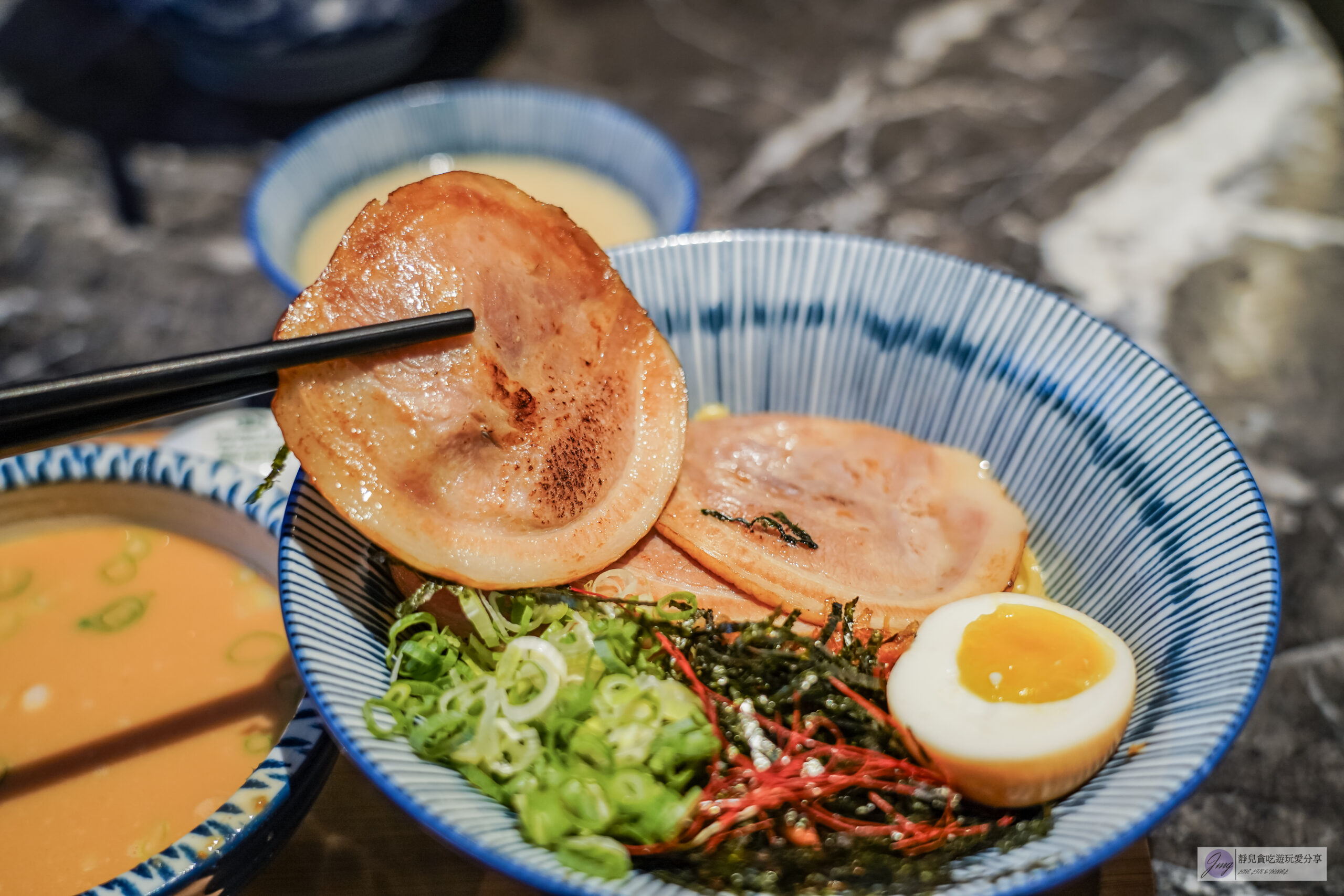 定置漁場三代目 羅東店-老宅改造拉麵店！免費加湯加麵，海味十足的魚骨熬煮湯頭，超推鮮辣爽口的剝皮辣椒麵/鄰近羅東林業文化園區 @靜兒貪吃遊玩愛分享