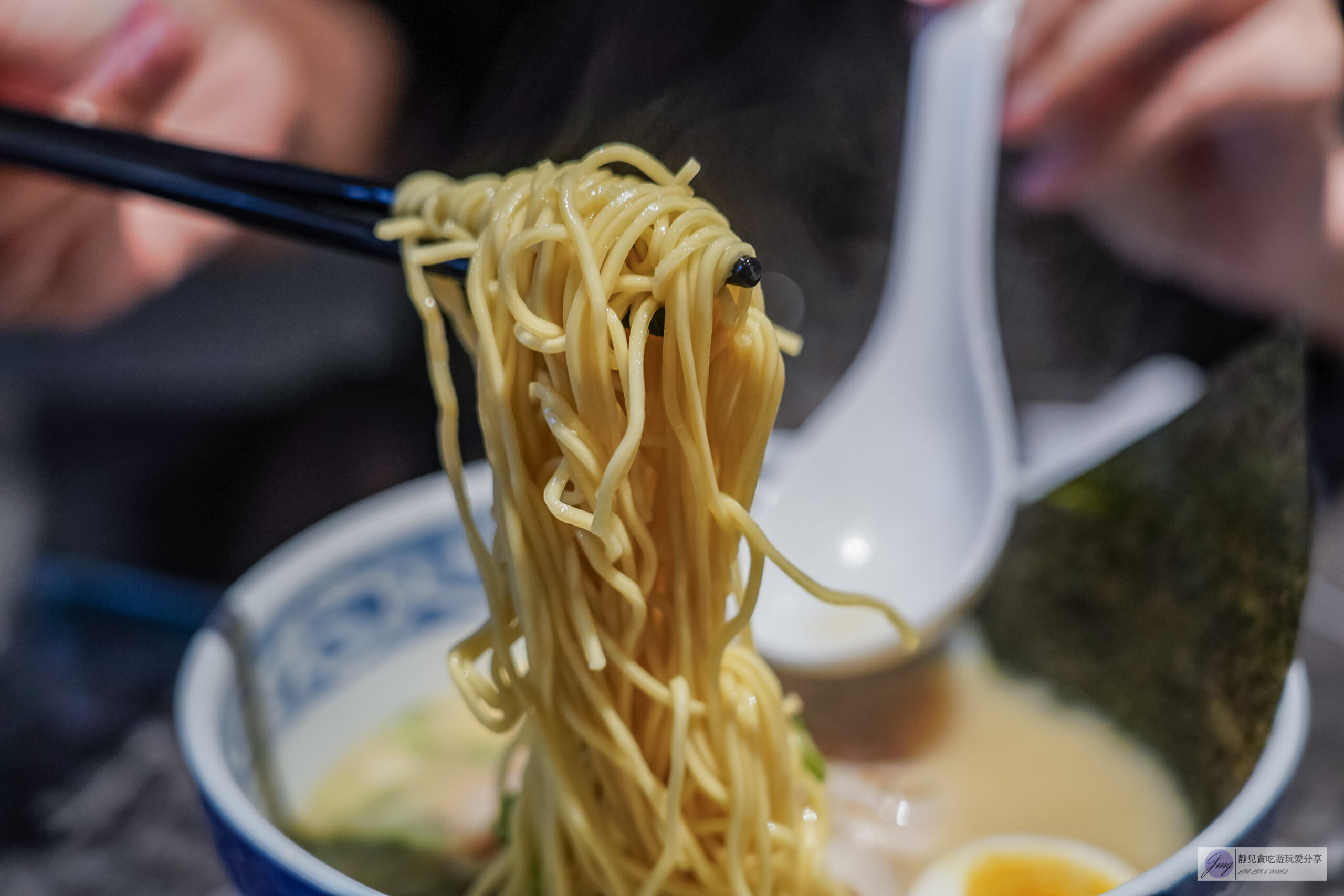 定置漁場三代目 羅東店-老宅改造拉麵店！免費加湯加麵，海味十足的魚骨熬煮湯頭，超推鮮辣爽口的剝皮辣椒麵/鄰近羅東林業文化園區 @靜兒貪吃遊玩愛分享