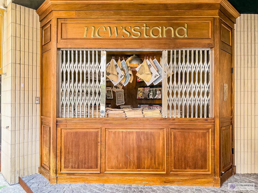 Newsstand模範社區-藏身轉角的歐風書報攤！復古偉士牌主題造景，開心果鴛鴦茶超驚艷/近勤美綠園道 @靜兒貪吃遊玩愛分享