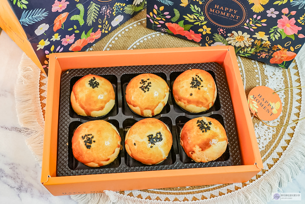 美淇兒西點麵包坊-在地27年！手工紅土鴨蛋黃酥，香酥不膩，一顆只要55元 @靜兒貪吃遊玩愛分享