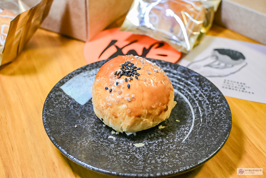 Mr.啃-中秋限定秒殺排隊店!片鹽酥皮奶香爆棚,僅限預訂自取,手速慢訂不到 @靜兒貪吃遊玩愛分享 Mr.啃-中秋限定秒殺排隊店!片鹽酥皮奶香爆棚,僅限預訂自取,手速慢訂不到 @靜兒貪吃遊玩愛分享