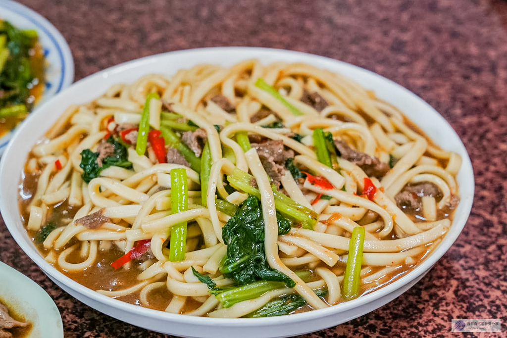 文發羊肉店-廟口旁隱藏版熱炒店！百元起高CP超佛心，羊肉料理超下飯 @靜兒貪吃遊玩愛分享
