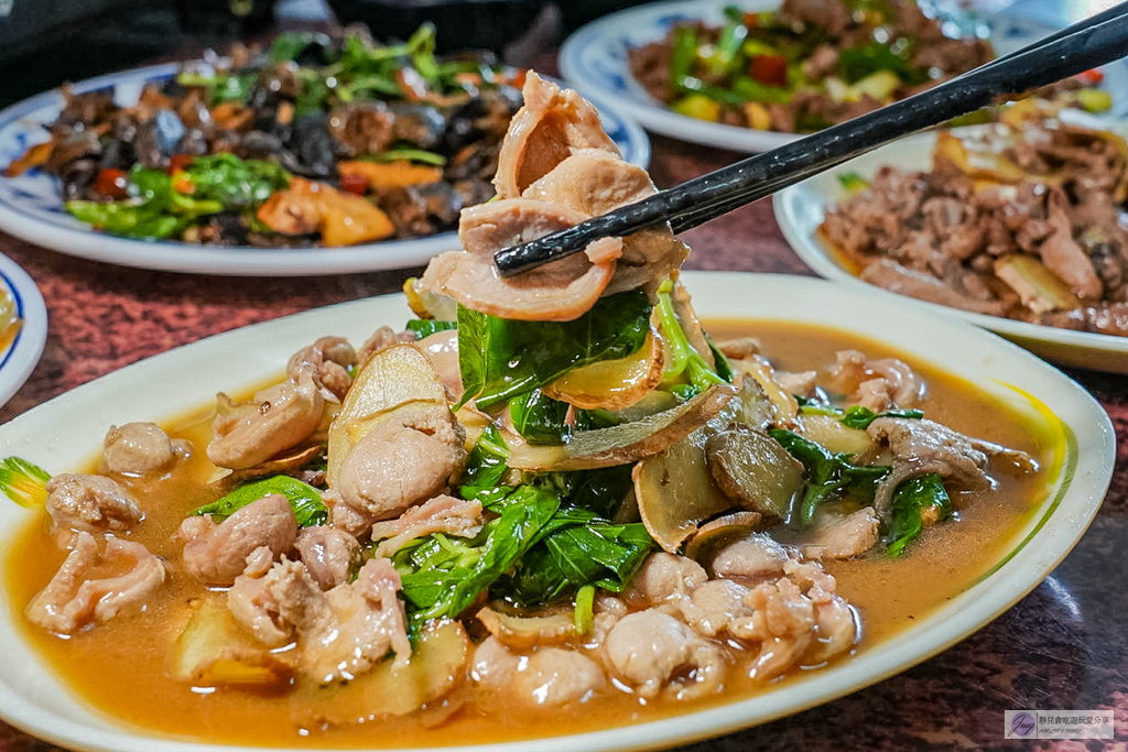 文發羊肉店-廟口旁隱藏版熱炒店！百元起高CP超佛心，羊肉料理超下飯 @靜兒貪吃遊玩愛分享