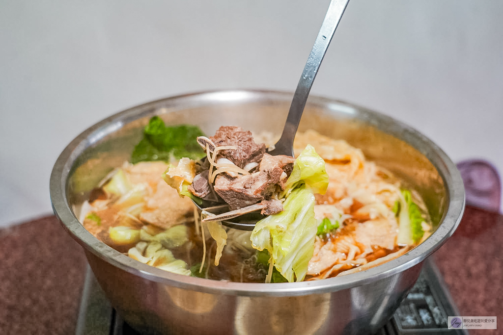 文發羊肉店-廟口旁隱藏版熱炒店！百元起高CP超佛心，羊肉料理超下飯 @靜兒貪吃遊玩愛分享