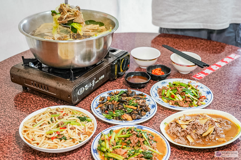文發羊肉店-廟口旁隱藏版熱炒店！百元起高CP超佛心，羊肉料理超下飯 @靜兒貪吃遊玩愛分享