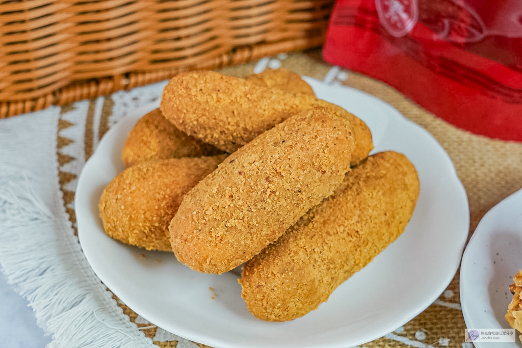 福隆製菓-福隆(麻)粩-隱藏在地60年古早味！多達10種口味，三代傳承花生粩香濃超涮嘴 @靜兒貪吃遊玩愛分享