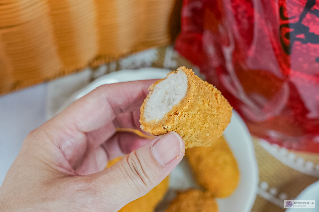 福隆製菓-福隆(麻)粩-隱藏在地60年古早味！多達10種口味，三代傳承花生粩香濃超涮嘴 @靜兒貪吃遊玩愛分享