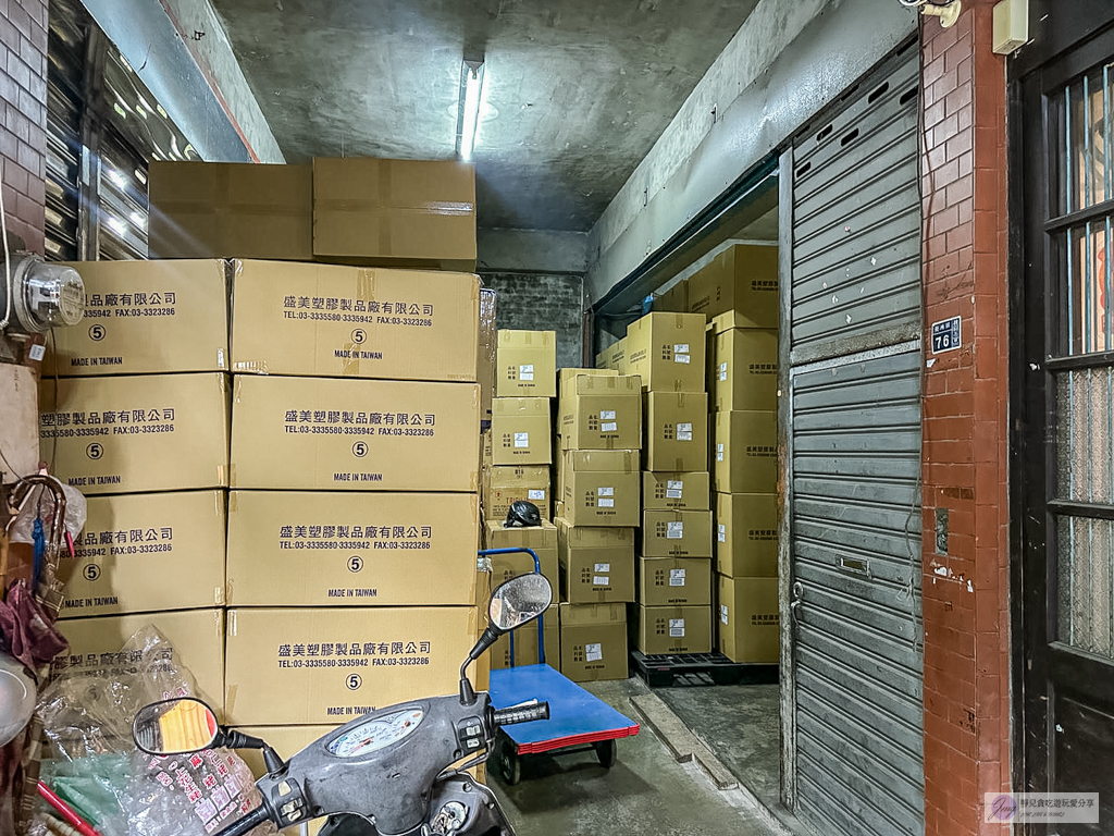 福隆製菓-福隆(麻)粩-隱藏在地60年古早味！多達10種口味，三代傳承花生粩香濃超涮嘴 @靜兒貪吃遊玩愛分享