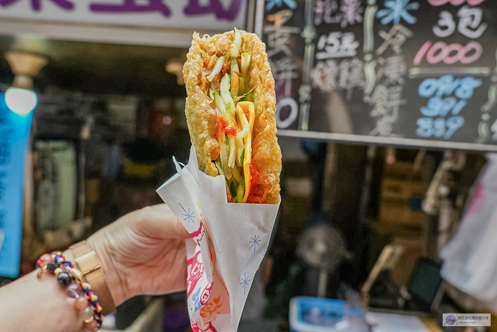 海菜蛋餅-隱藏在市場內！海菜蛋餅超脆口，清爽海味的在地銅板早餐/北辰市場 @靜兒貪吃遊玩愛分享