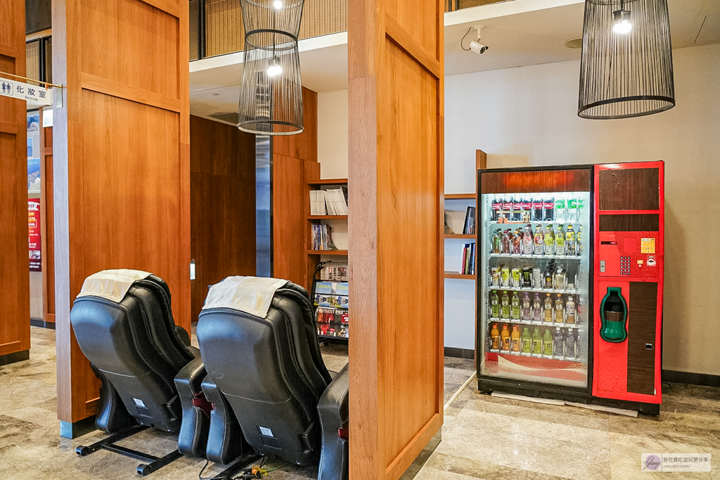 澎湖福朋喜來登酒店-唯一五星級海景飯店！海景第一排港景房，無邊際泳池＋超強海鮮早餐 @靜兒貪吃遊玩愛分享
