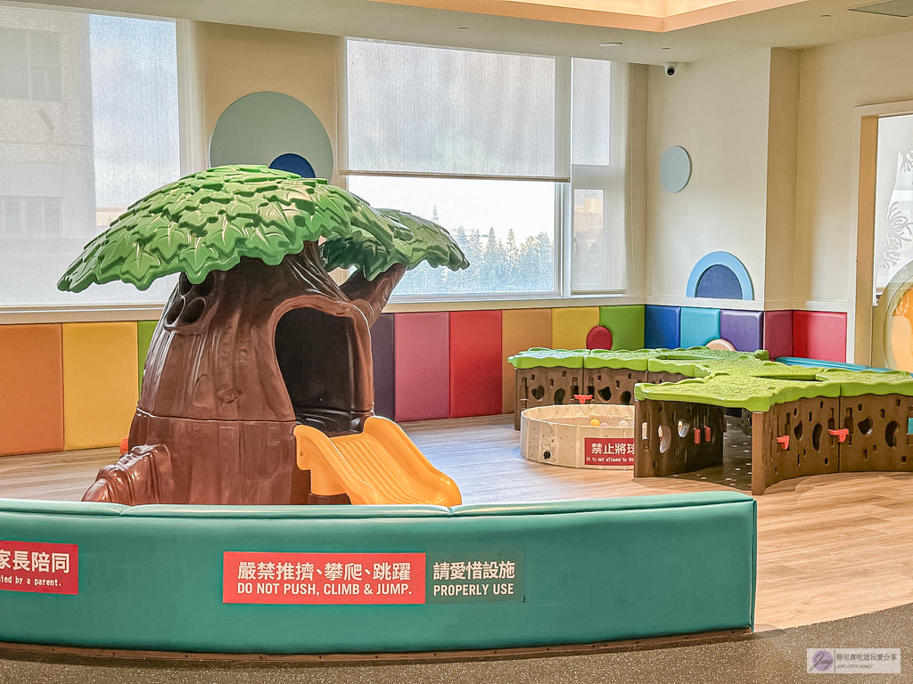 澎湖福朋喜來登酒店-唯一五星級海景飯店！海景第一排港景房，無邊際泳池＋超強海鮮早餐 @靜兒貪吃遊玩愛分享