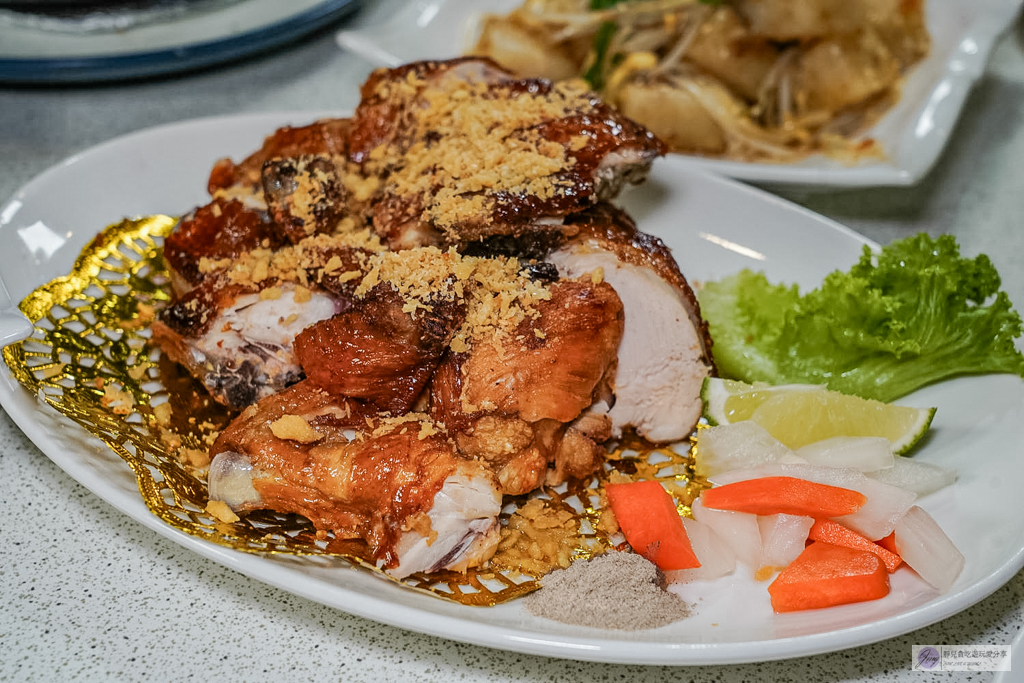 宸軒園海鮮中興店-港式粵味一次到位！龍蝦、虎斑、佛跳牆11道豪華合菜，家庭聚餐年菜首選/鄰近新店區公所站 @靜兒貪吃遊玩愛分享