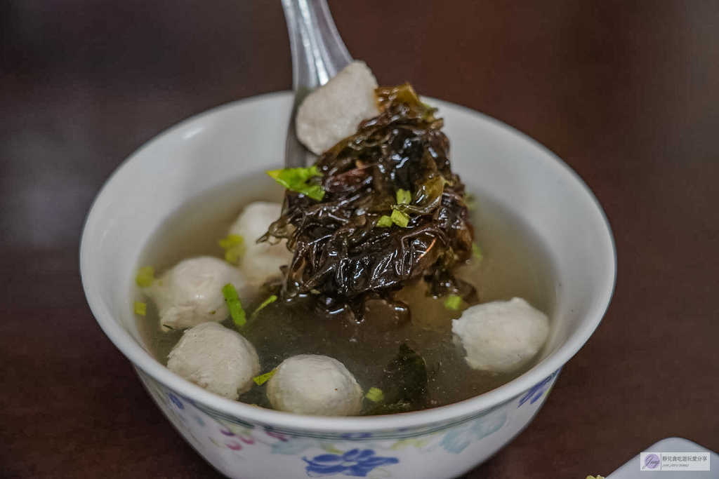 三層樓芋頭餐館-芋頭控必收藏！小金門人氣美食，酥香脆口的芋絲手捲、料多濃郁的芋泥冰必點 @靜兒貪吃遊玩愛分享