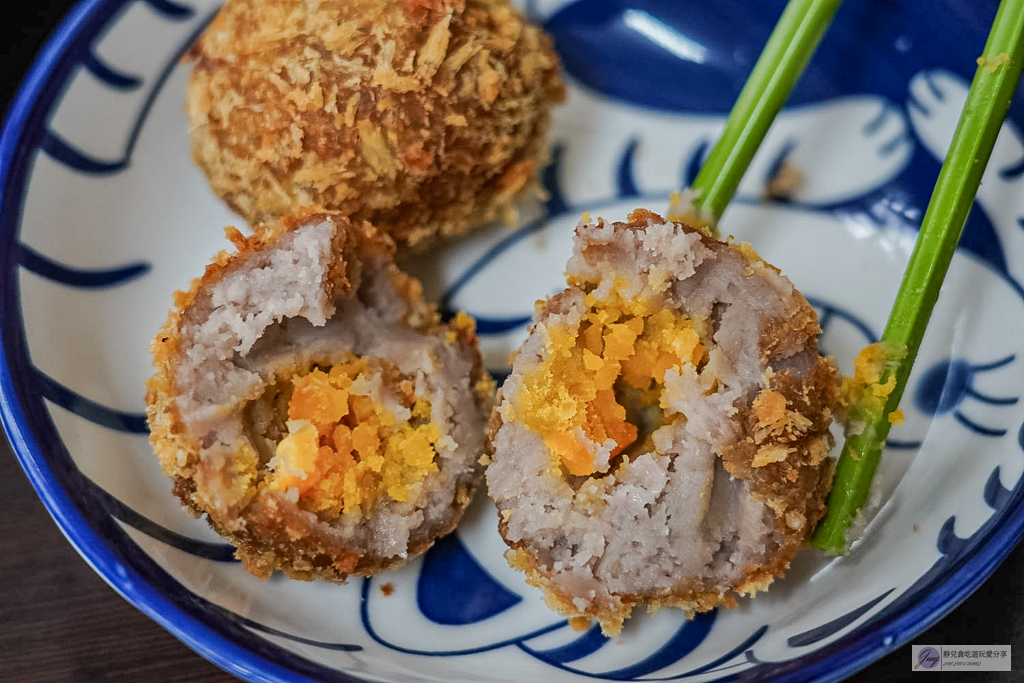 三層樓芋頭餐館-芋頭控必收藏!小金門人氣美食,酥香脆口的芋絲手捲、料多濃郁的芋泥冰必點 @靜兒貪吃遊玩愛分享 三層樓芋頭餐館-芋頭控必收藏!小金門人氣美食,酥香脆口的芋絲手捲、料多濃郁的芋泥冰必點 @靜兒貪吃遊玩愛分享