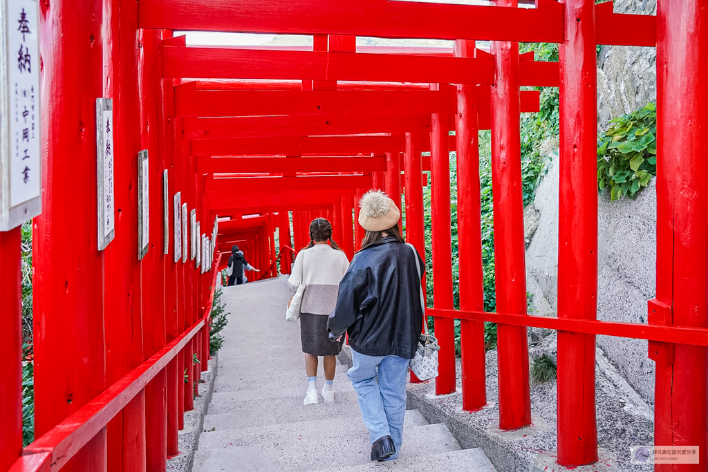 元乃隅神社-海景第一排的絕美紅色鳥居長廊！CNN評選日本最美景點第3名 @靜兒貪吃遊玩愛分享