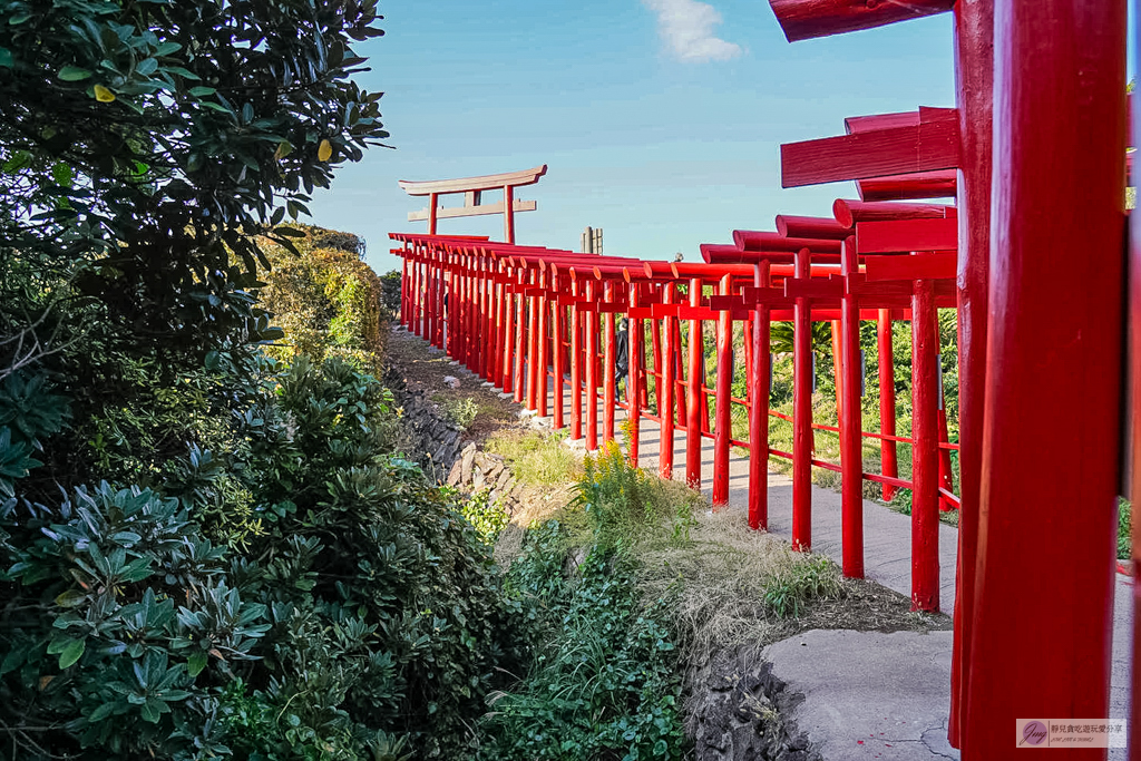 元乃隅神社-海景第一排的絕美紅色鳥居長廊！CNN評選日本最美景點第3名 @靜兒貪吃遊玩愛分享
