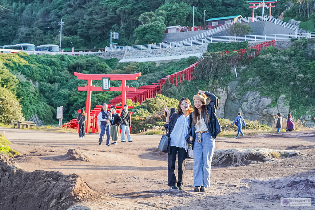 元乃隅神社-海景第一排的絕美紅色鳥居長廊！CNN評選日本最美景點第3名 @靜兒貪吃遊玩愛分享