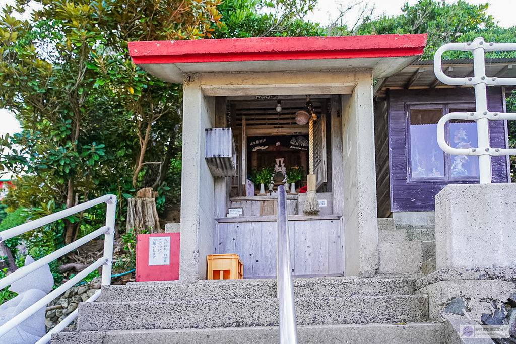 元乃隅神社-海景第一排的絕美紅色鳥居長廊！CNN評選日本最美景點第3名 @靜兒貪吃遊玩愛分享