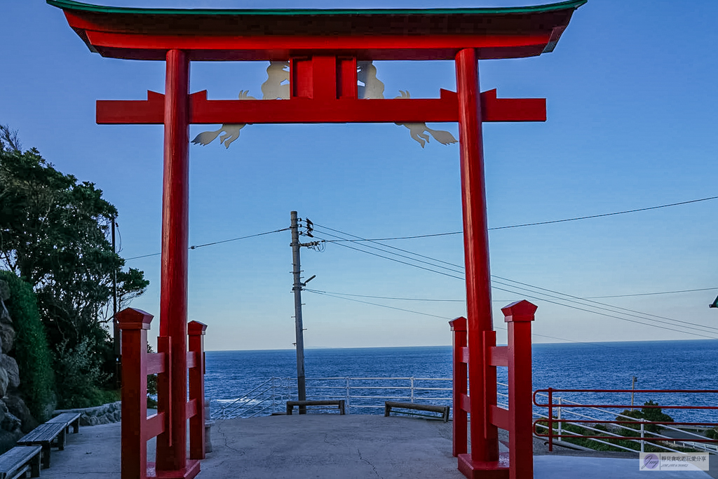 元乃隅神社-海景第一排的絕美紅色鳥居長廊！CNN評選日本最美景點第3名 @靜兒貪吃遊玩愛分享