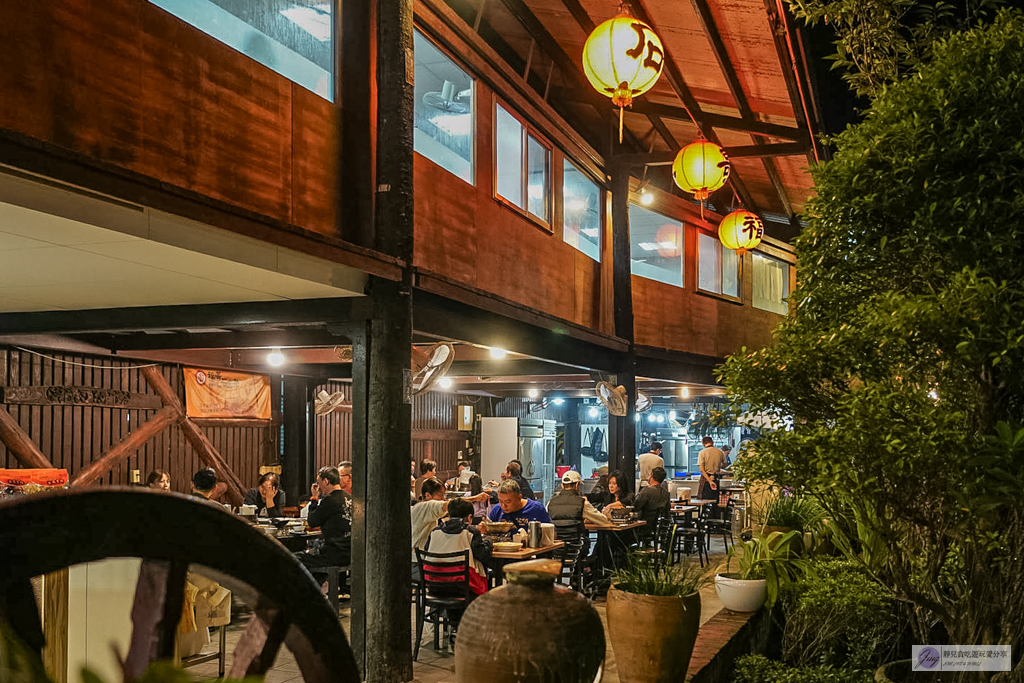 福哥石窯雞-古色古香庭園風！400度石窯悶烤黑羽土雞，皮脆肉嫩CP值超高/鄰近礁溪交流道 @靜兒貪吃遊玩愛分享