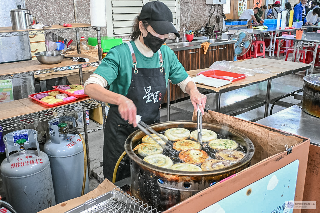 宜蘭兩日遊｜DIY活動：農作拔三星蔥、馬卡龍蔥派、甘蔗榨汁與辣椒冰淇淋 @靜兒貪吃遊玩愛分享