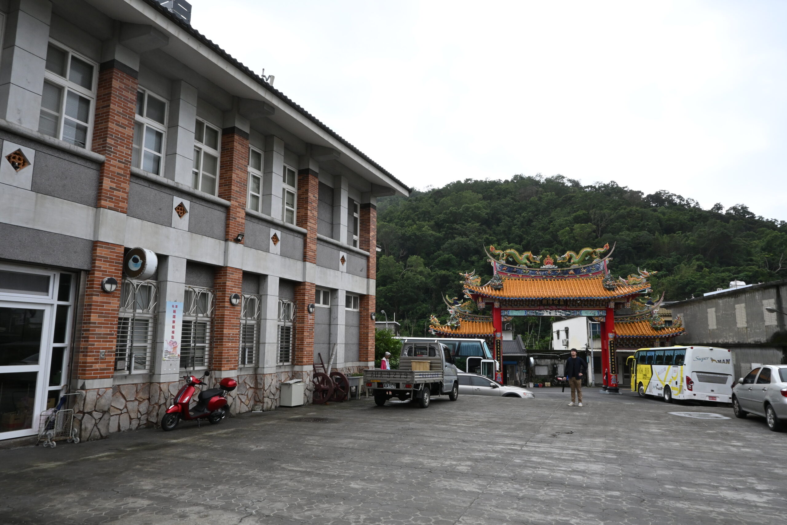 宜蘭兩日遊｜DIY活動：農作拔三星蔥、馬卡龍蔥派、甘蔗榨汁與辣椒冰淇淋 @靜兒貪吃遊玩愛分享