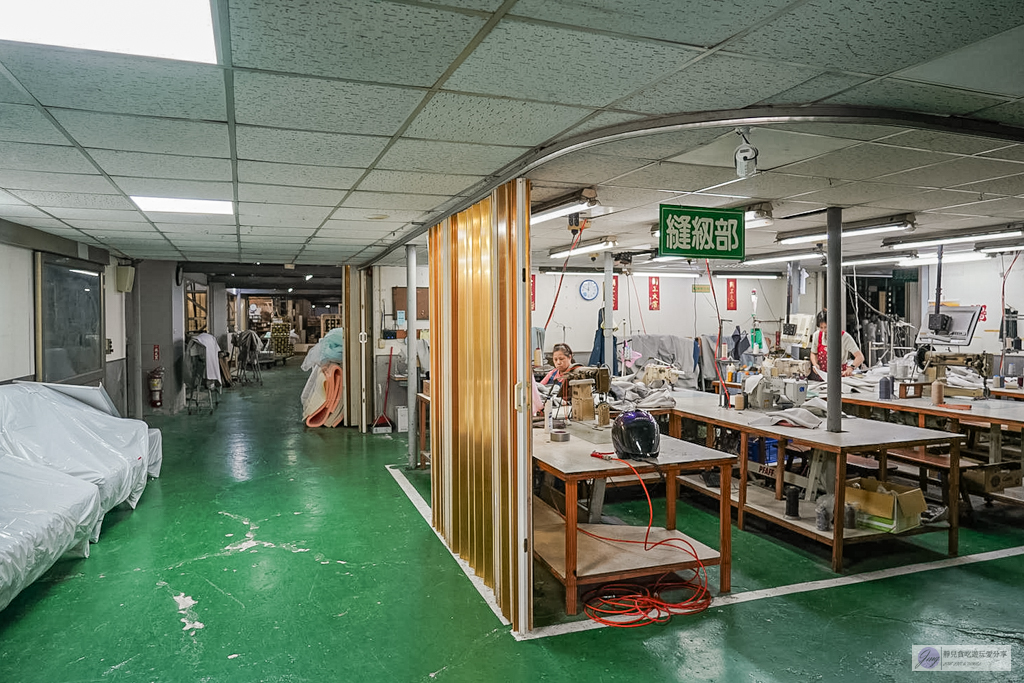 所丘家居 桃園龜山沙發工廠體驗館-小資平價到高質感客製化，享10年結構保固 @靜兒貪吃遊玩愛分享